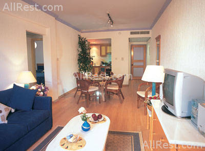 Paphos Gardens Holiday Resort 8